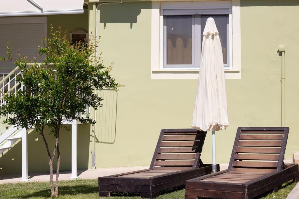 Annis House Epanomi Exterior foto